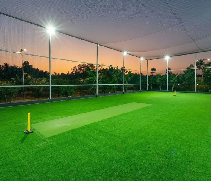 Professional HDPE cricket netting for terrace and school sports.